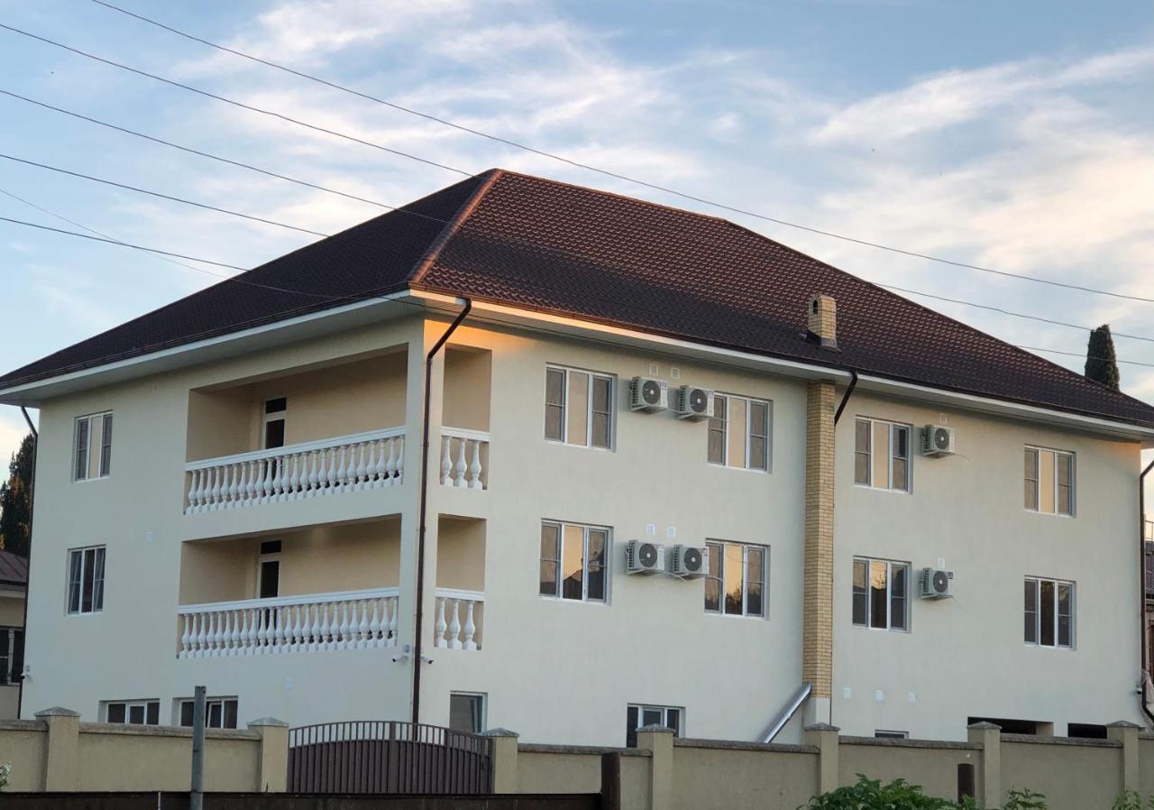 Gudauta Hotel Buitenkant foto